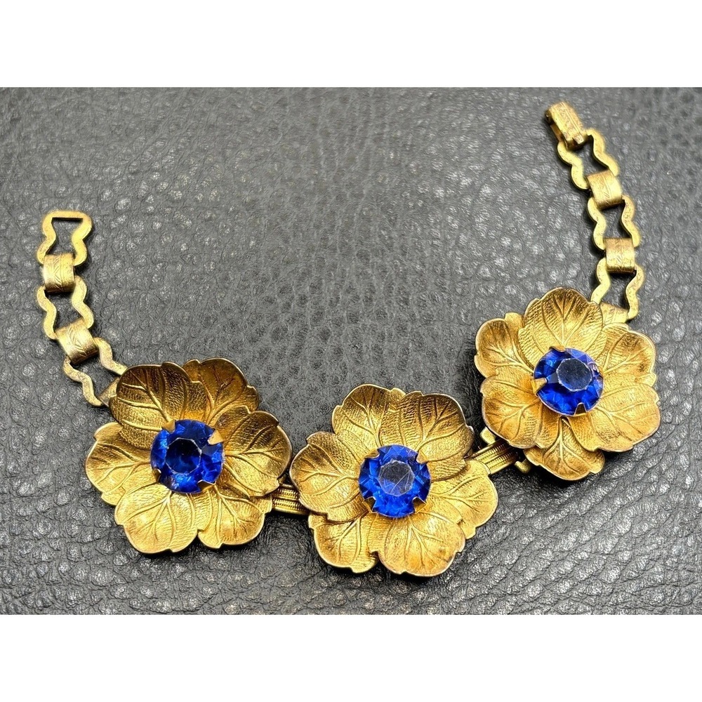 Vintage Flower Bracelet Blue Glass Rhinestone Floral Panel Link Gold Tone
